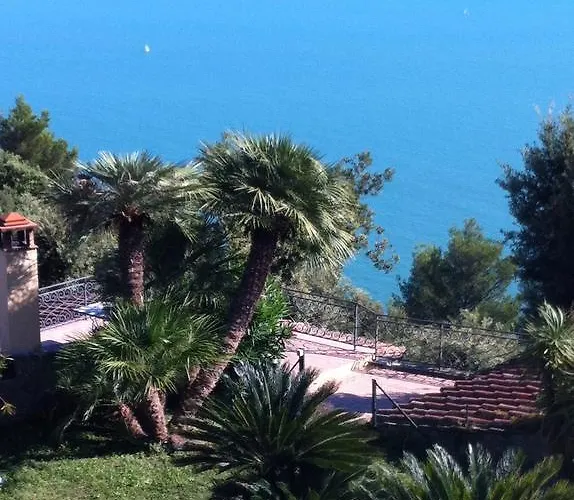 Frühstückspension Le Palme 4*