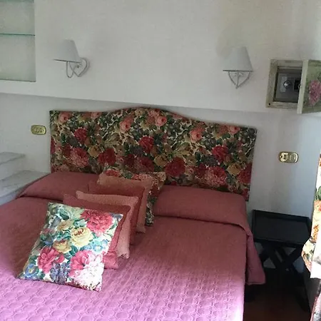 Le Palme Bed & Breakfast Ameglia