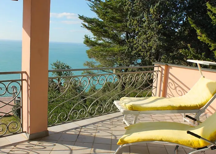 Le Palme Bed & Breakfast Ameglia